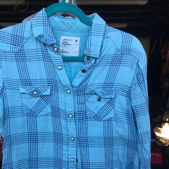 American Eagle Outfitters Tops - American Eagle cotton shirt. Sz. 10